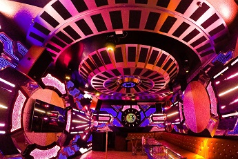 la-royal-karaoke-bac-giang